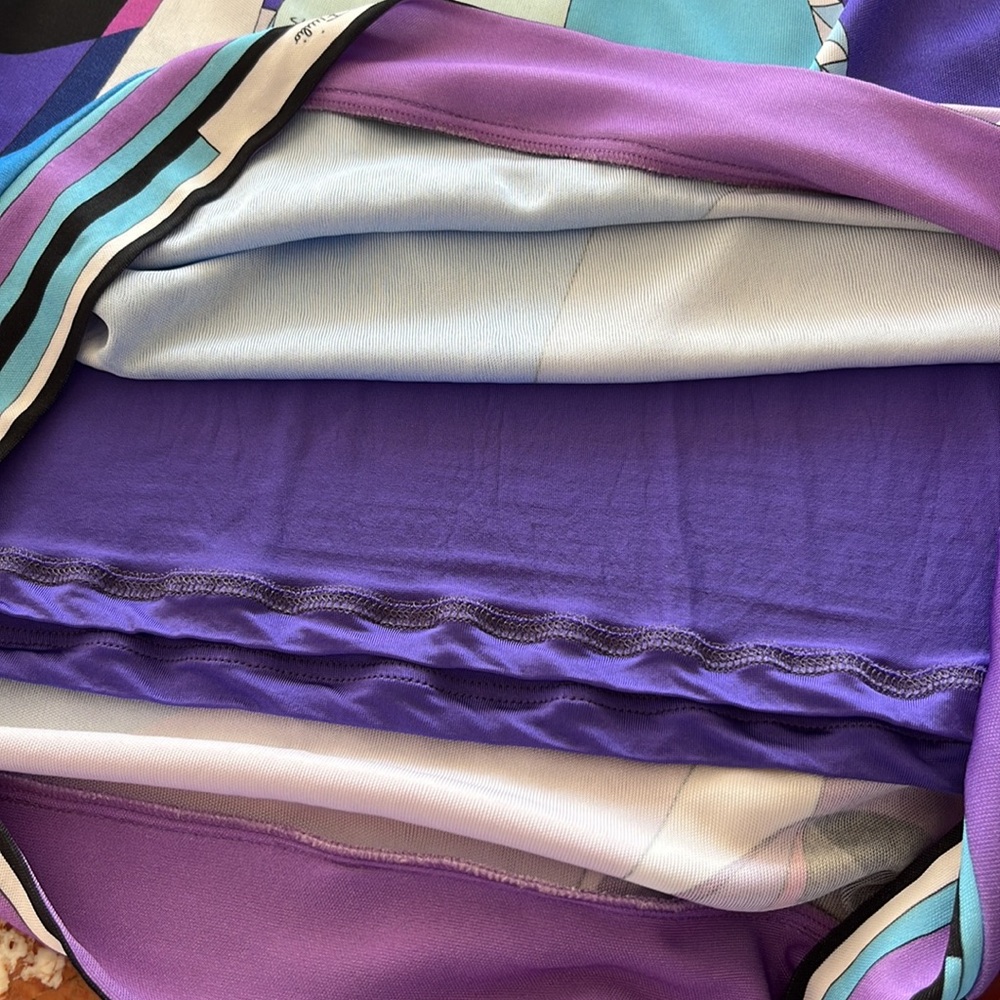 Authentic Emilio Pucci awesome fully lined Fun easy to match up everything skirt - Picture 10 of 12